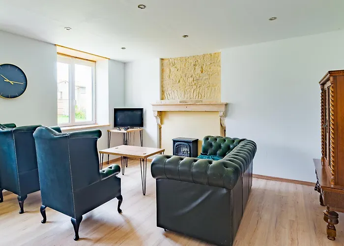 De Chantemerliere Semesterbostad