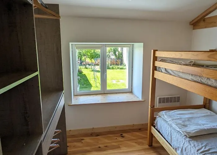 De Chantemerliere Semesterbostad