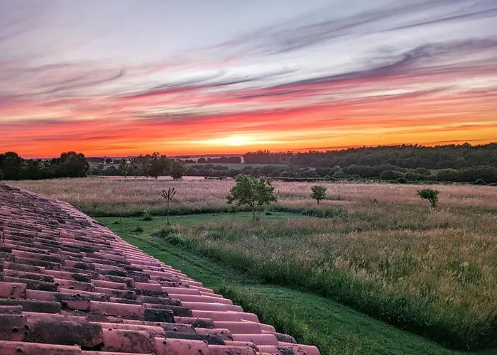 度假居 De Chantemerliere